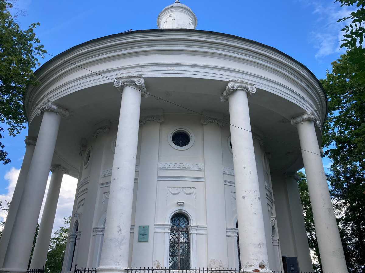 Очень красивое здание