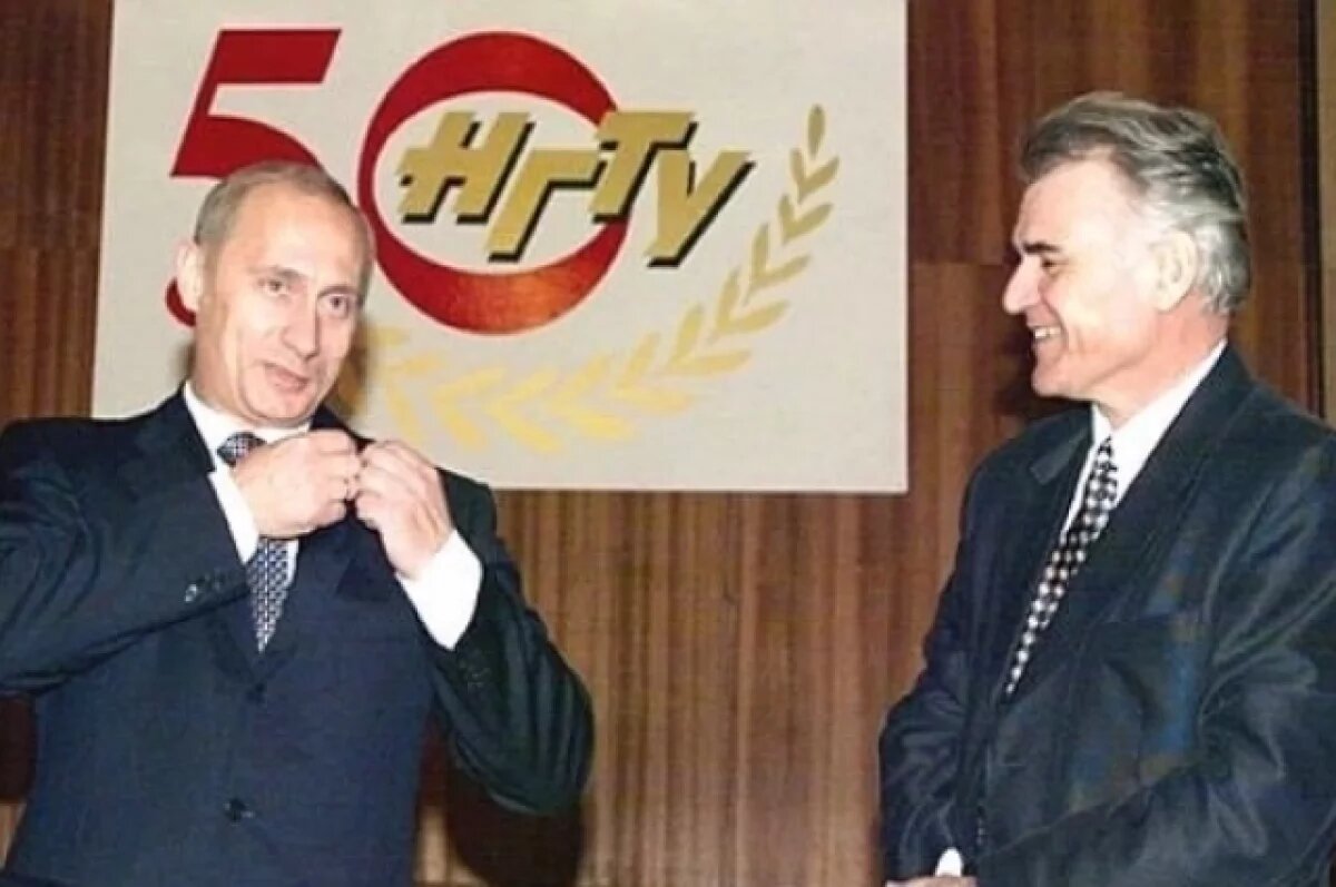    В сети выложили кадры визитов Владимира Путина в Новосибирск