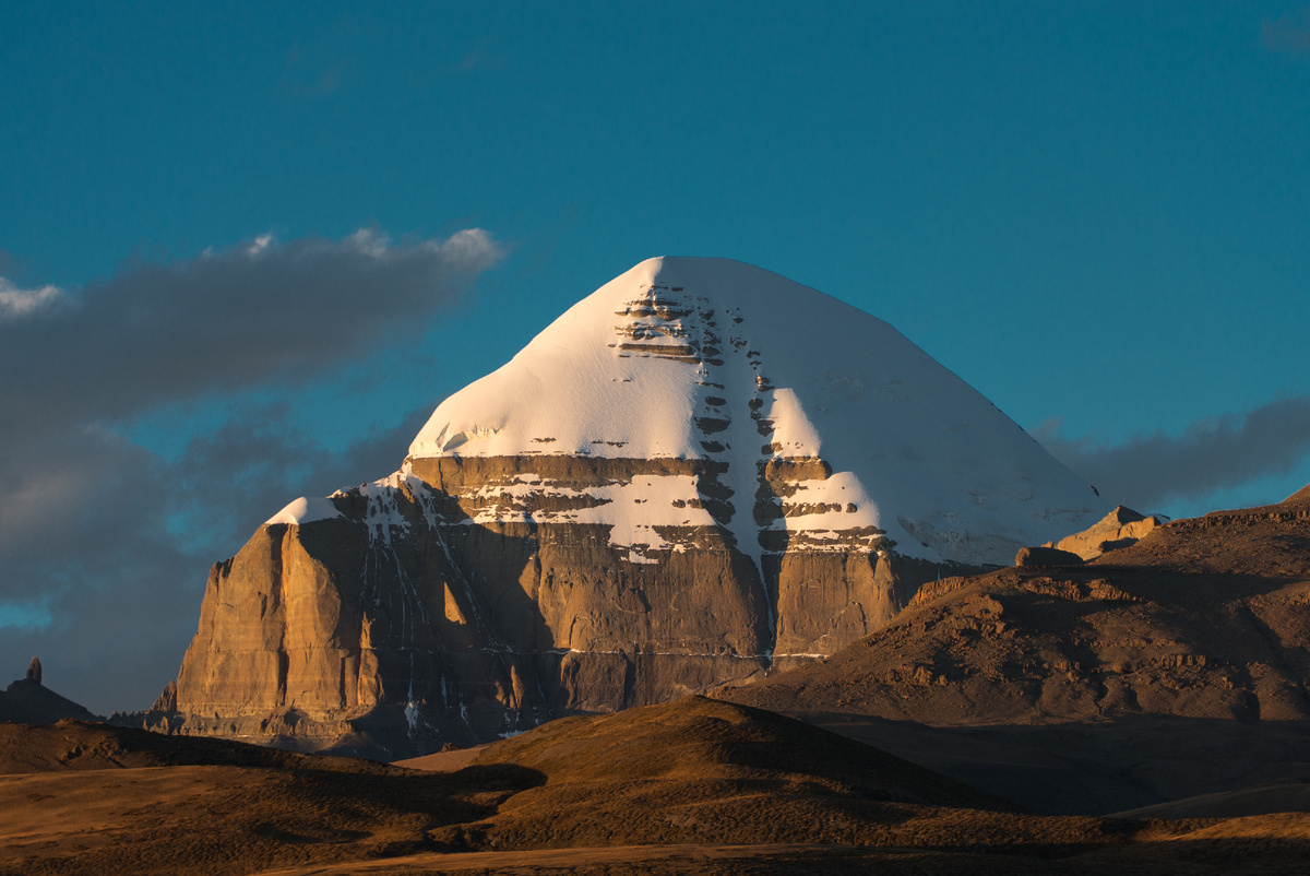 Кайлас – невероятно красивое и загадочное место. (Фото: himalayajourney.com).