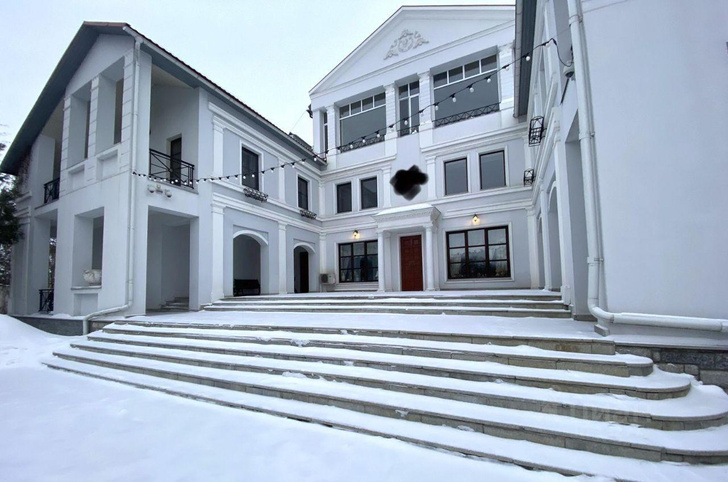 Тот самый особняк на Истре.