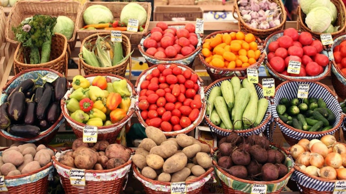 На рынках продавцы обманывают покупателей, подсовывая испорченный продукт. Фото из интернета 