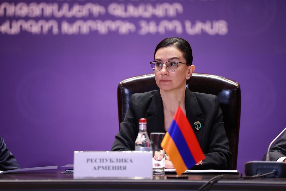 Анна Вардапетян