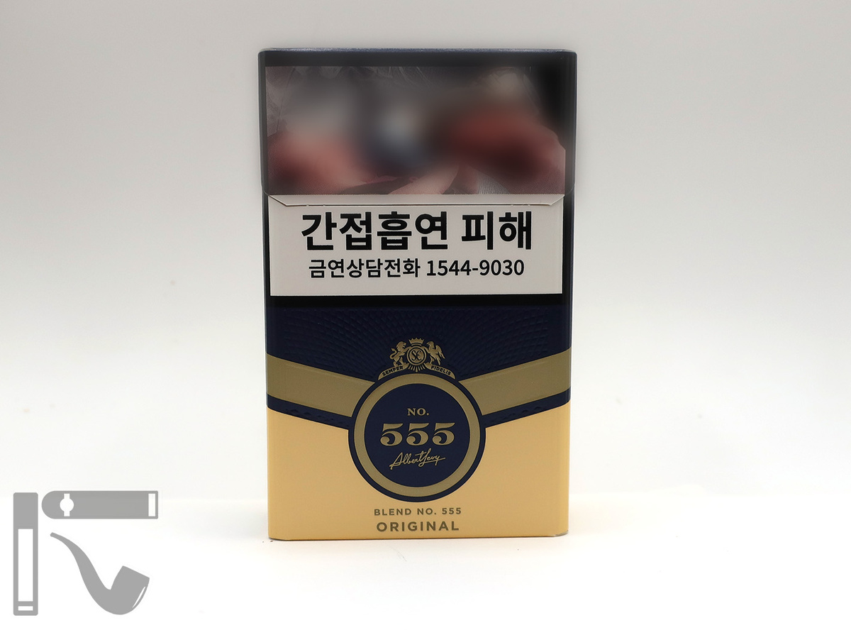 Сигареты 555 Original. Фото: © канал "Уголок Курильщика"