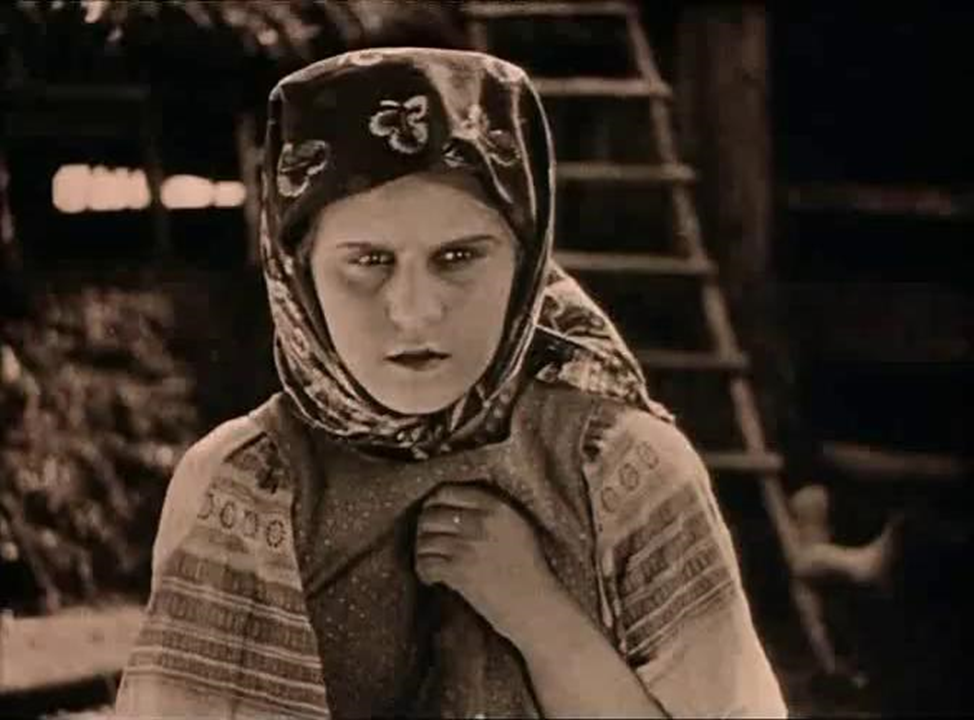 Елена Максимова в молодости