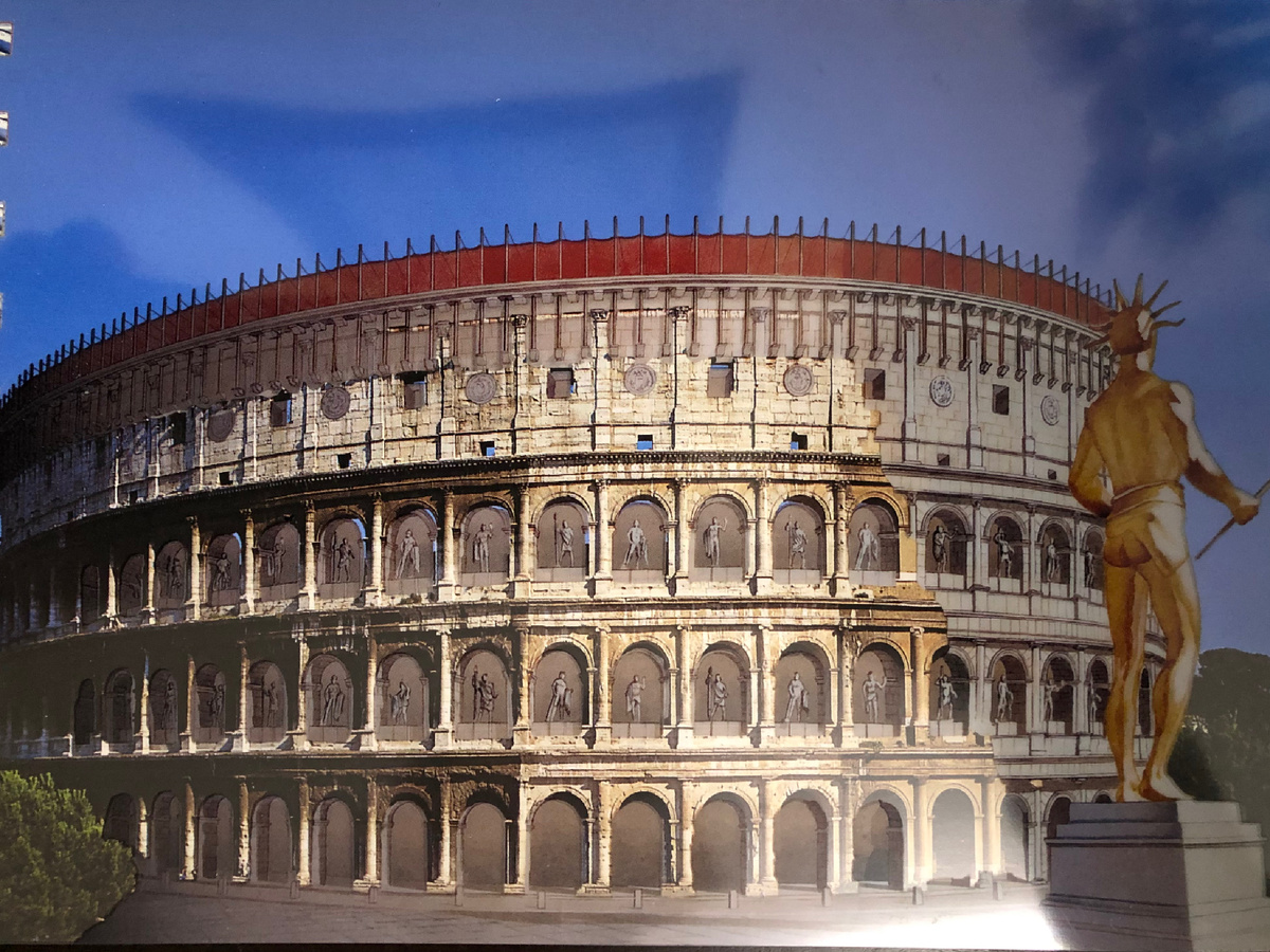 Колизей и статуя Гелиоса. Фото страницы книги с реконструкциями