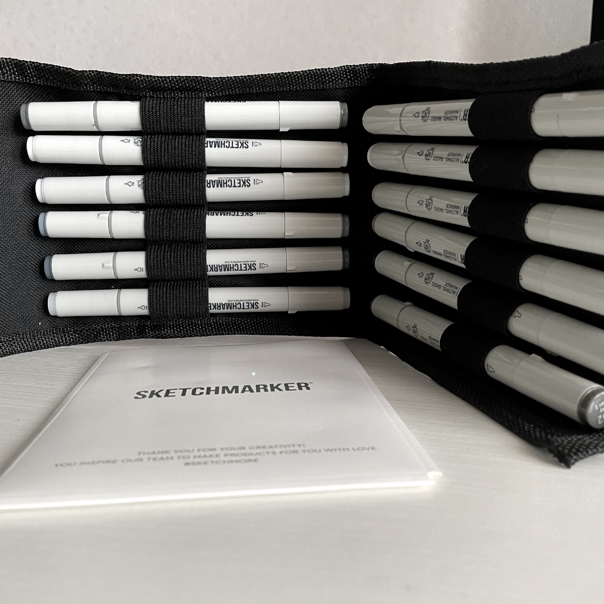 Герои дня на своих местах.