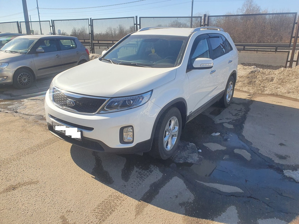 Kia Sorento 2ого поколения как был популярен так и будет популярен вечно