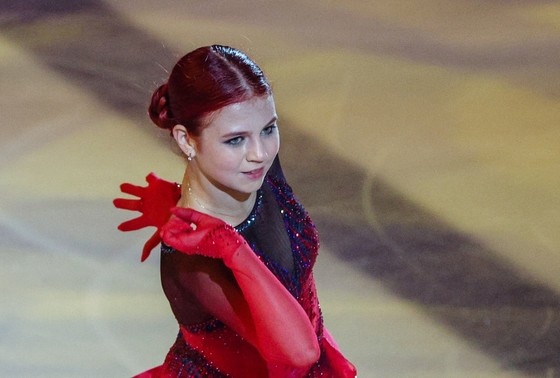    Александра Трусова