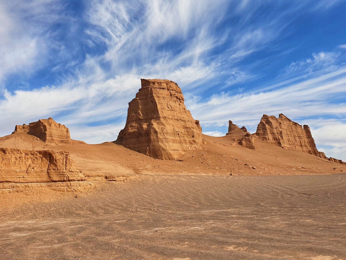 Лучше приезжать в пустыню вечером либо на рассвете. Мы встречали в пустыне новый день. В этот момент казалось, что сбывается самая заветная мечта. Источник: Аlireza Аfkar / _oU1HpLhnm0-unsplash