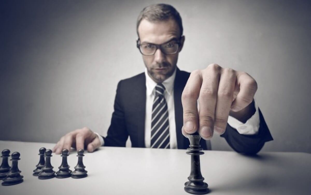    В некоторых играх можно почувствовать себя настоящим боссом.