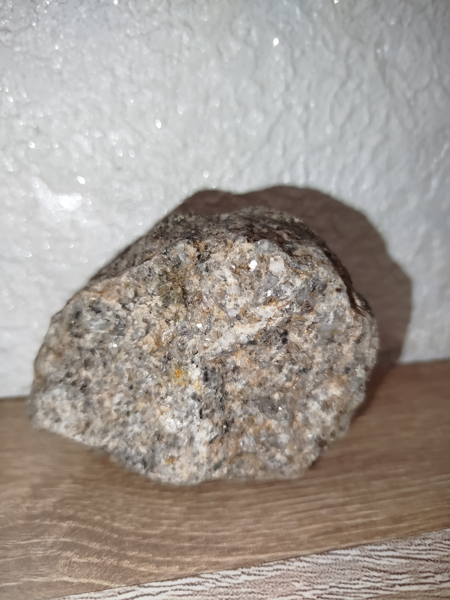 # "Камень счастья"