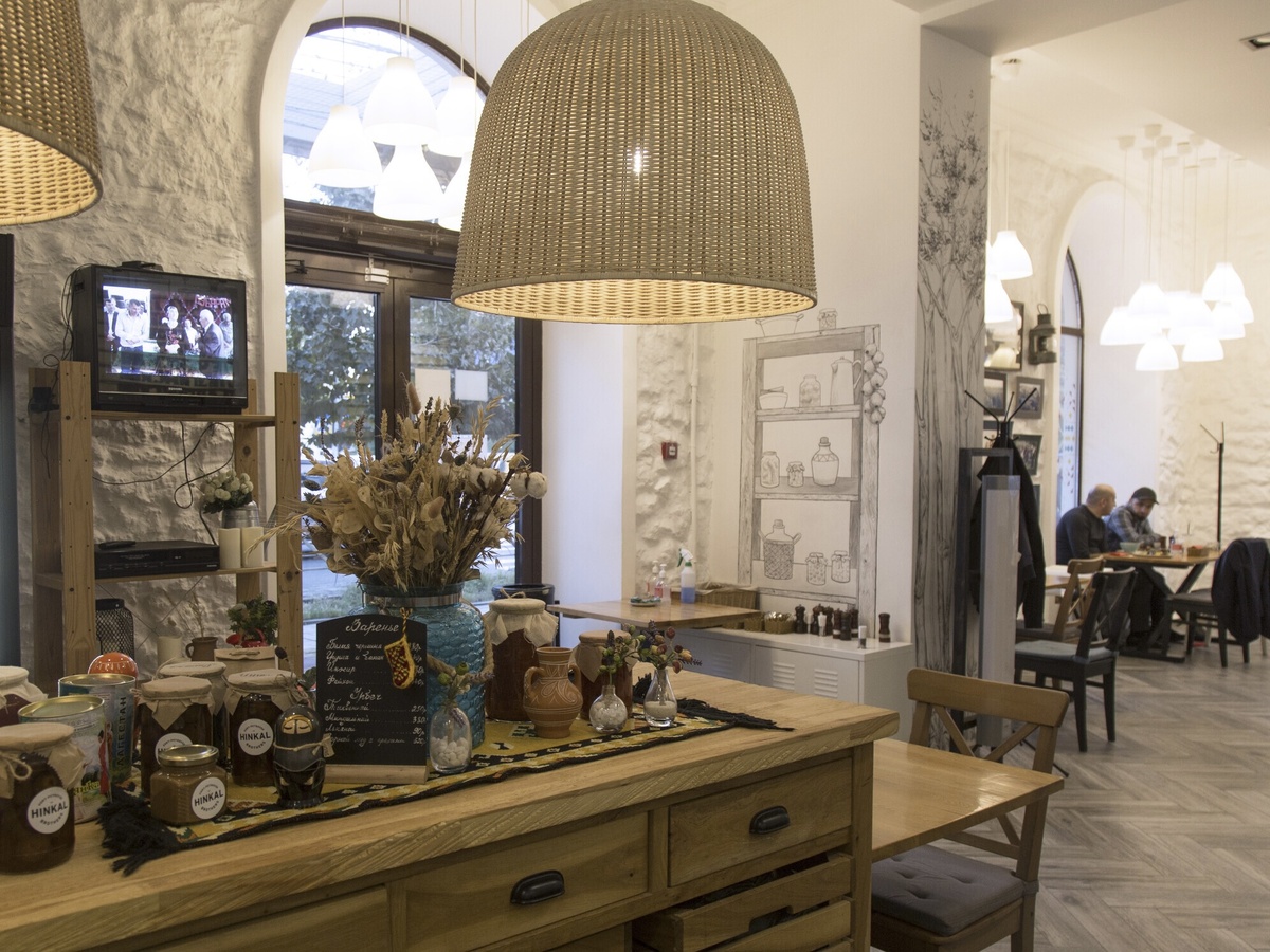 Кафе "Hinkal Brothers"