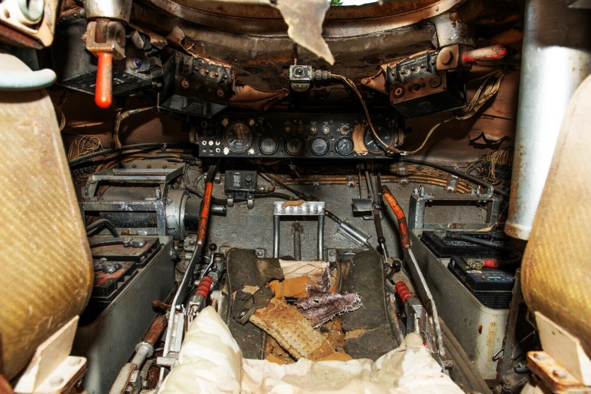 Отделение управления. Фото: barnfinds.com