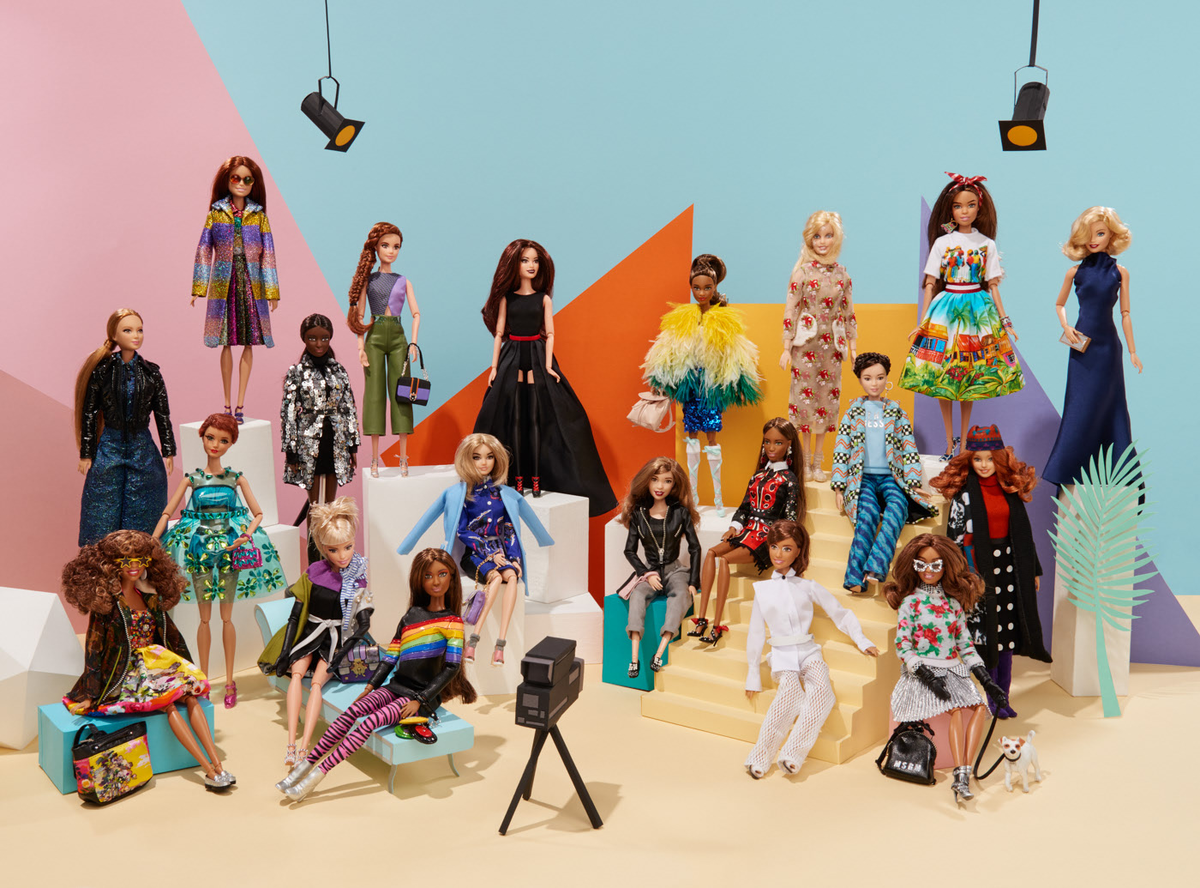 Vogue Italia - Designer Barbies - Global Beauty» (2015) https://instagram.com/adrianandgidi/ (запрещен в РФ)