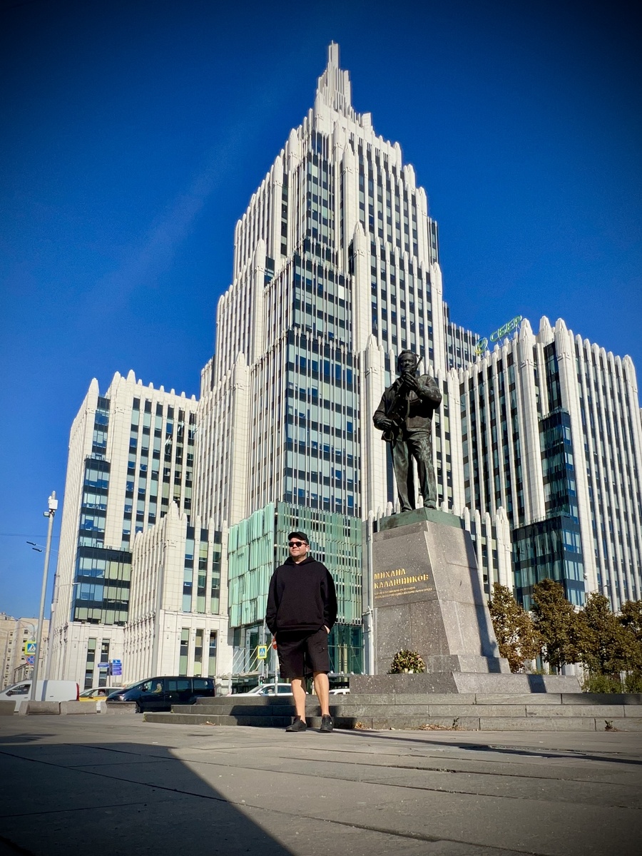 Много интересного у меня тут, на дзен канале «Роман Селецкий». П о д п и ш и с ь, чтобы ничего не пропустить.