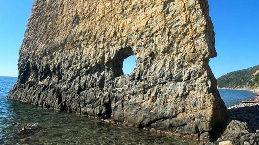 С мужем на экскурсию Новороссийск-Геледжик, купание в теплом море, реликтовый лес, дегустация вина и варенье из шишек