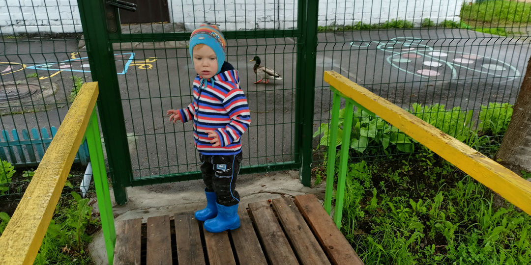 В детский сад со своей едой - первый день в новом саду