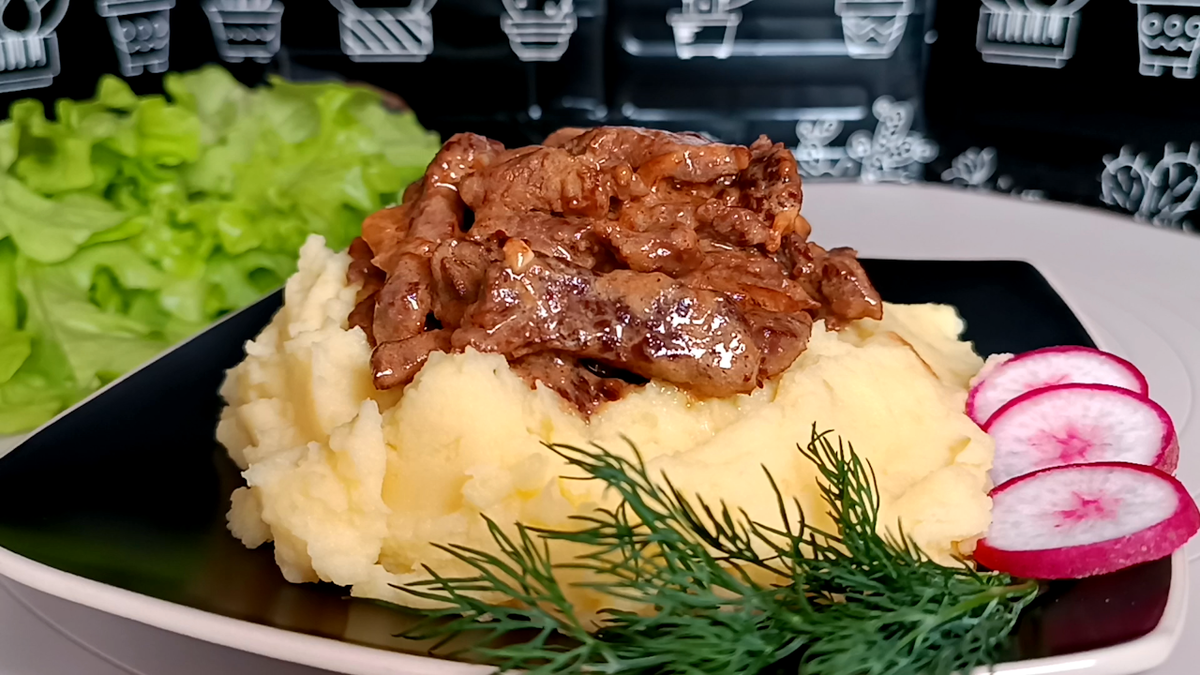 Бефстроганов из говядины со сметаной. Сочный, вкусный и сытный ужин! 