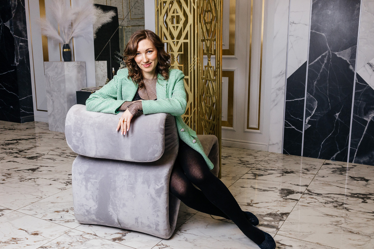 Автор программы: регрессивный терапевт, ведический астролог Наталья Кривобокова