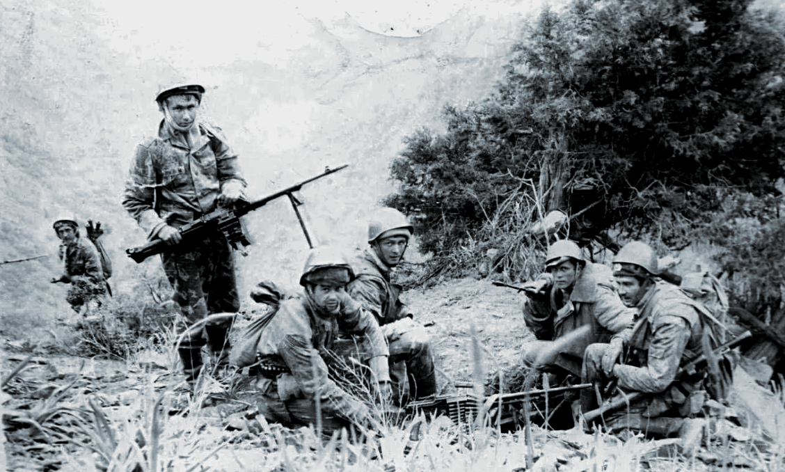 Советская Десантно-штурмовая маневренная группа в Афгане.