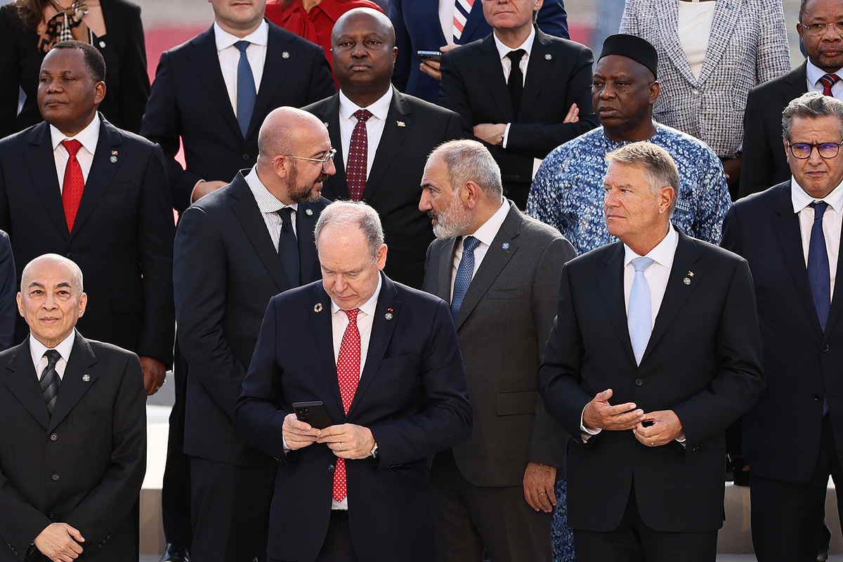 На саммите МОФ