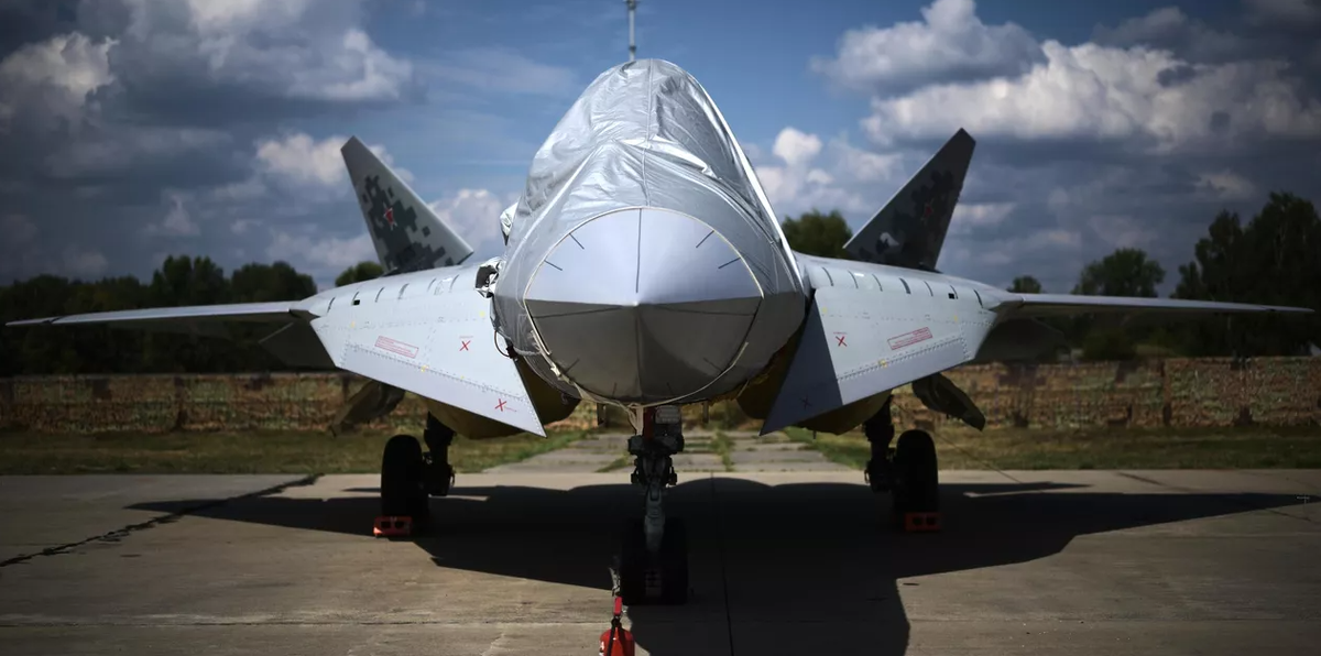Готовится к передаче новая партия су-57, уже с двигателями второго этапа. Сушка опять огорчила всех, кто хоронил её раньше времени. Фото Ростех
