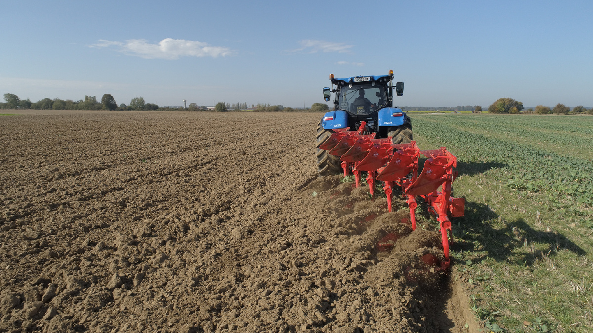 Плуг Multi-Master от KUHN