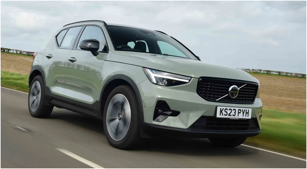 Volvo XC40 – модель нового поколения экологичных автомобилей.