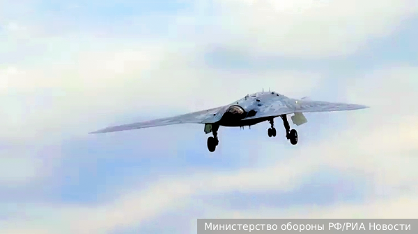     Фото: Министерство обороны РФ/РИА Новости   
 Текст: Вера Басилая