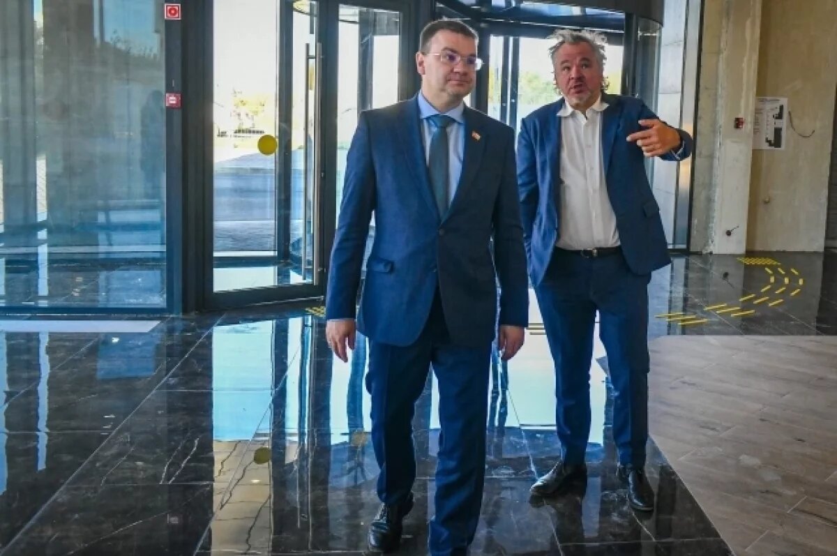    Мэр Перми Соснин оценил ход строительства отеля Radisson у эспланады
