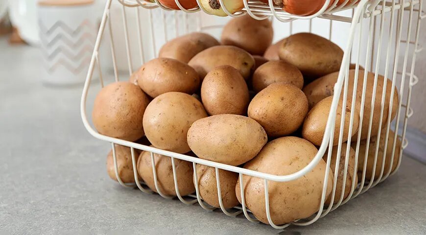   Срок хранения картофеля зависит от ряда условий и качества самой картошки (Shutterstock/FOTODOM)