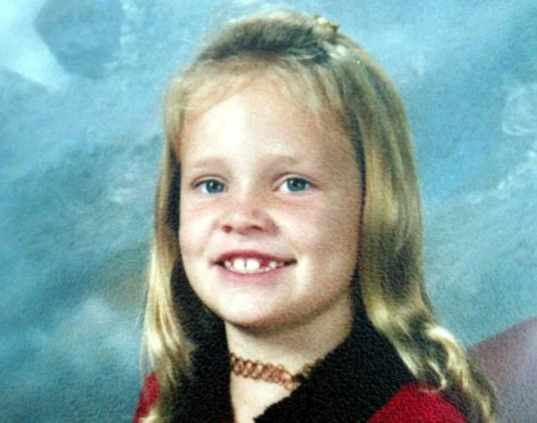 Даниэль пропавшая девочка. Ист кадр из видео на YouTube.com