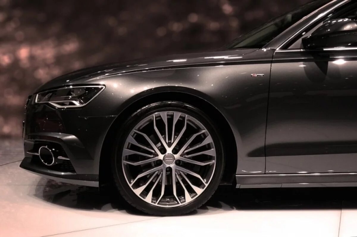    Полгода не срок.