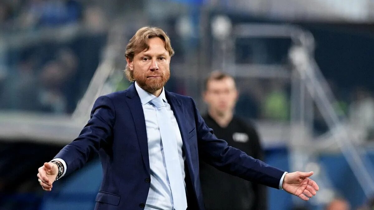 Валерий Карпин