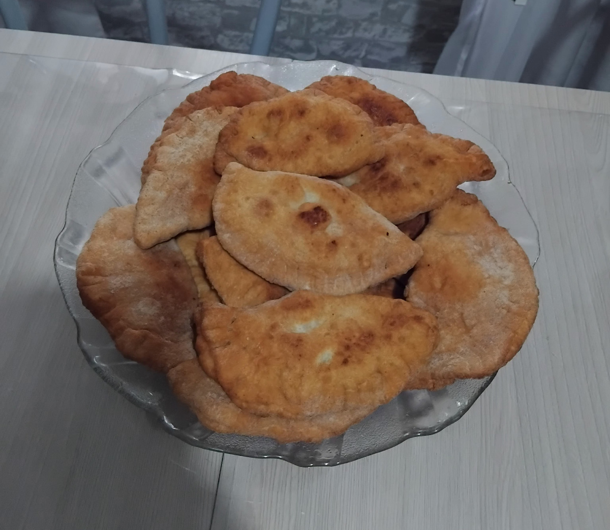 Вчера жарила 