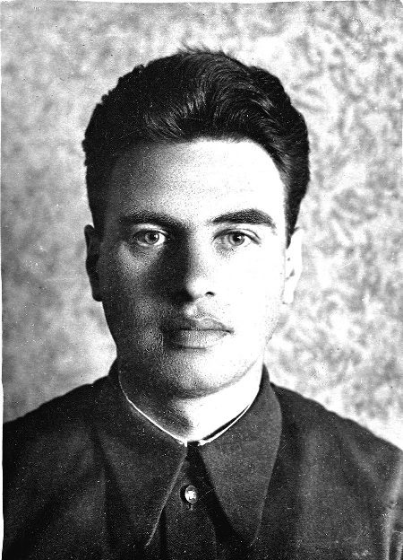 На фото: Сокол Яков Исаакович (06(19).06.1909, Киев – 01.09.1990, Москва) – инженер-металлург, организатор производства.