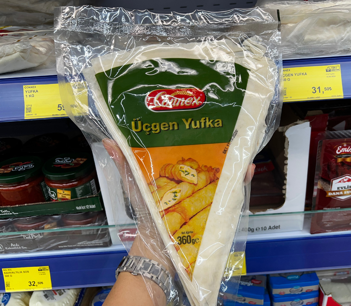 Fridge fresh для холодильника. У нас есть все в холодильнике. Открытый холодильник. Открытый холодильник ночью. Холодильник с продуктами.
