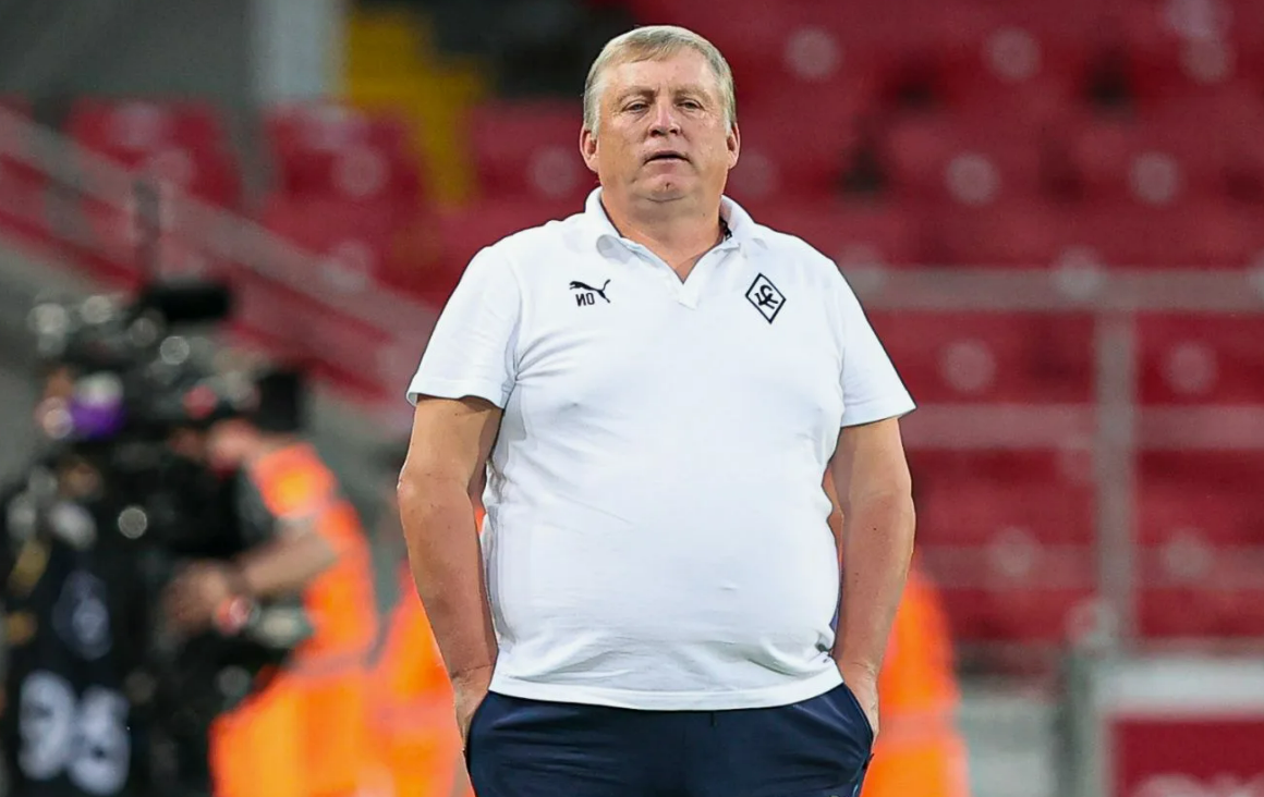 Игорь Осинькин может уступить место главного тренера "Крыльев Советов" Сергею Игнашевичу. Фото: соцсети