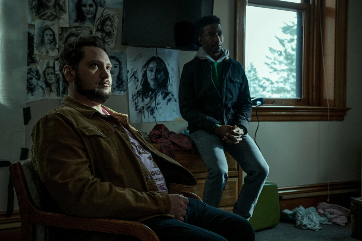 Кадр из сериала "Архив 81"