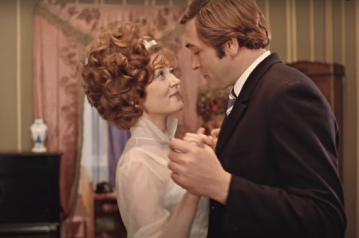 Кадр из фильма "Москва слезам не верит"