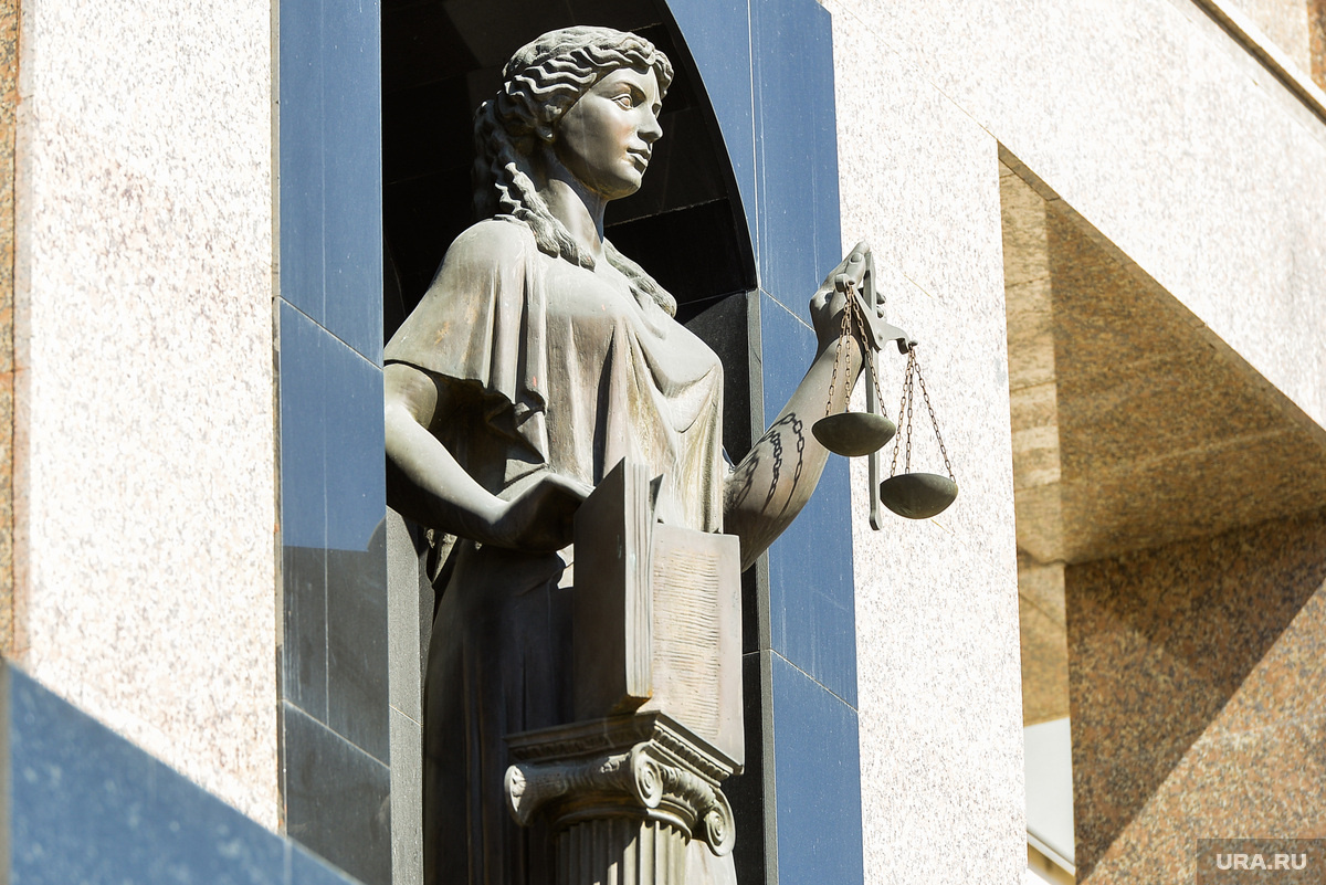 По мнению юристов, новый законопроект нарушает ст. 19 Конституции РФ о равенстве всех перед законом. Фото: Вадим Ахметов © URA.RU