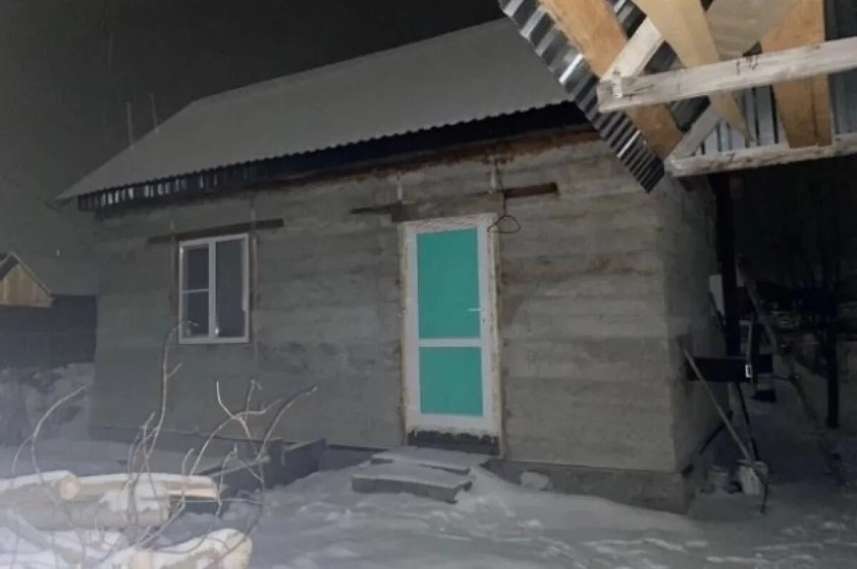    Дом, в котором мать оставила сына с мертвым младенцем.