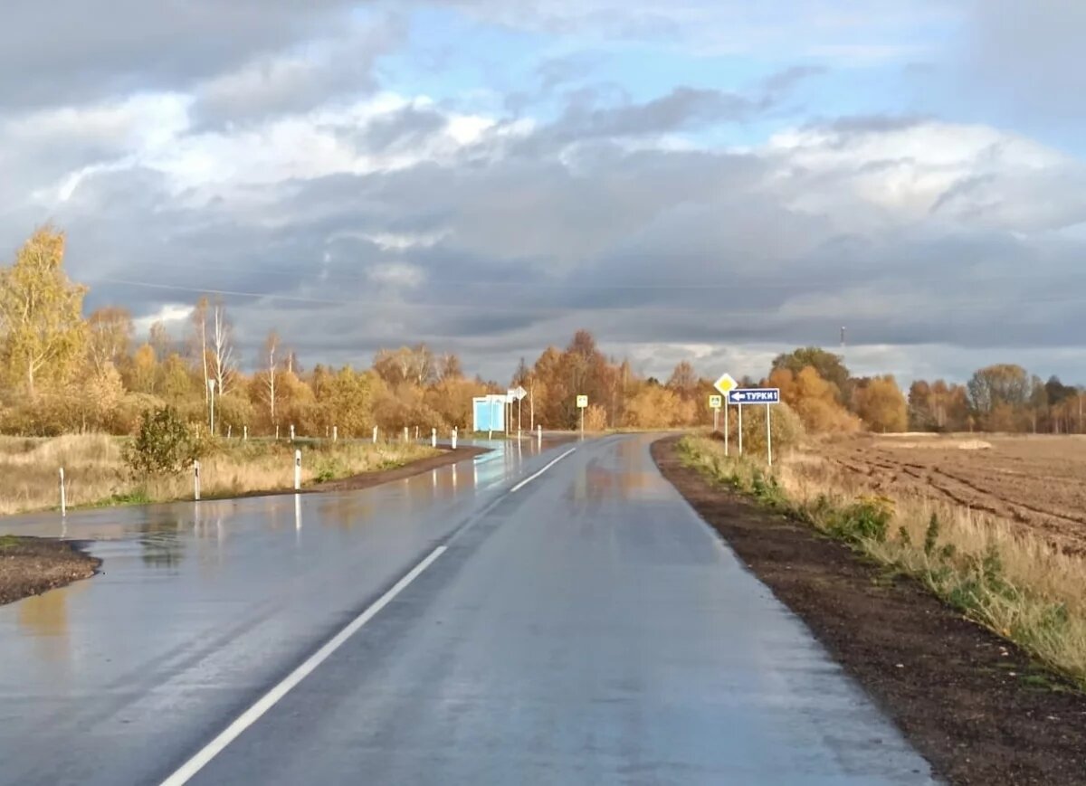    Ремонт Досуговского шоссе продолжают в городе Смоленске