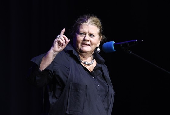   Актриса Ирина Муравьева во время юбилейного вечера в честь 80-летия Александра Михайлова в Центральном доме кино