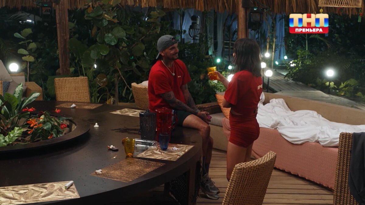 Кадр из шоу «Звезды в джунглях»