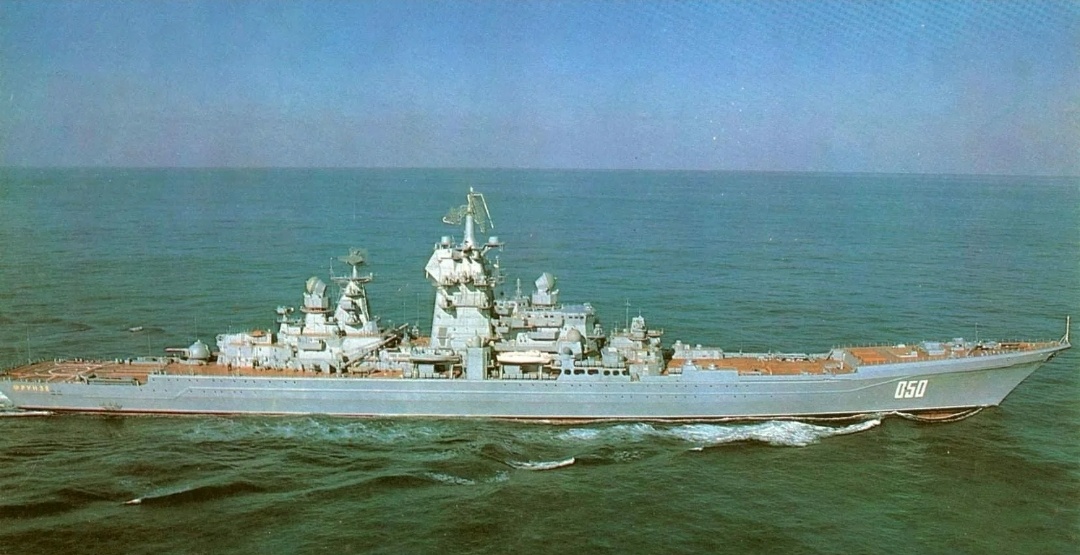 ТАРКР "Фрунзе" в море. Фото из открытых источников.