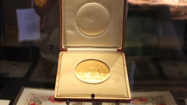    CC BY 2.0 / Solis Invicti / Nobel Prize medal