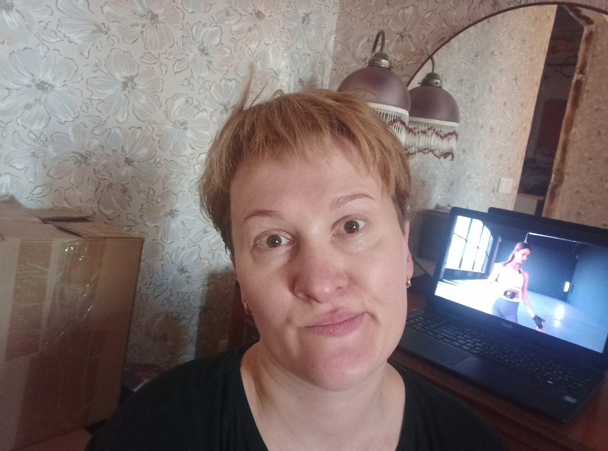 Счастливая, хоть и в коробках. Первая тренировка после перерыва. Настроение поднялось