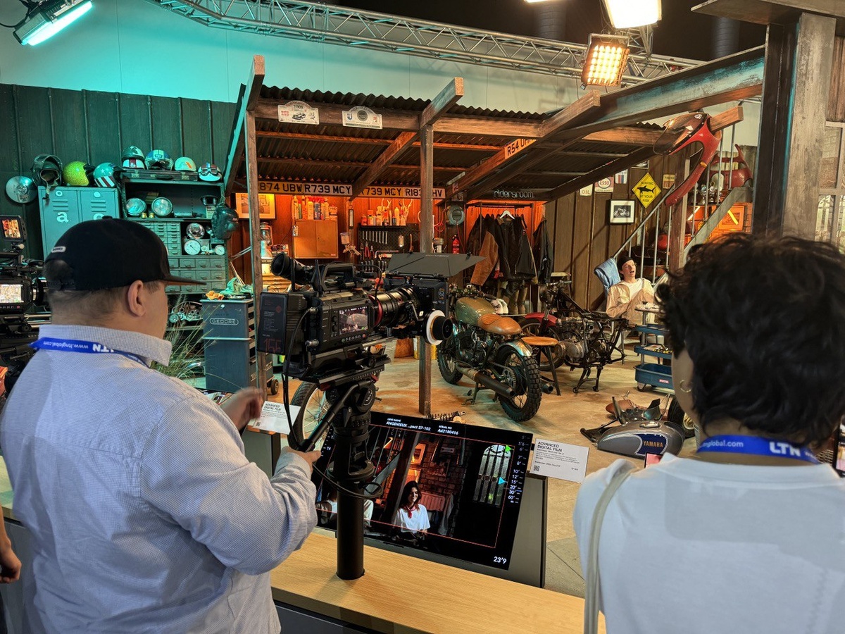 Стенд The pitstop от компании Blackmagic Design.