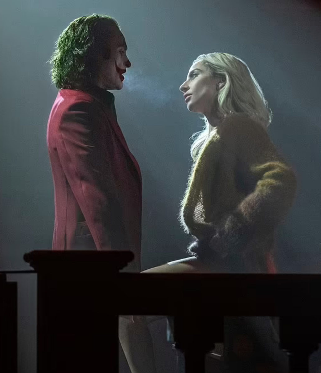    Хоакин Феникс и Леди Гага в фильме «Джокер: Безумие на двоих»Соцсети